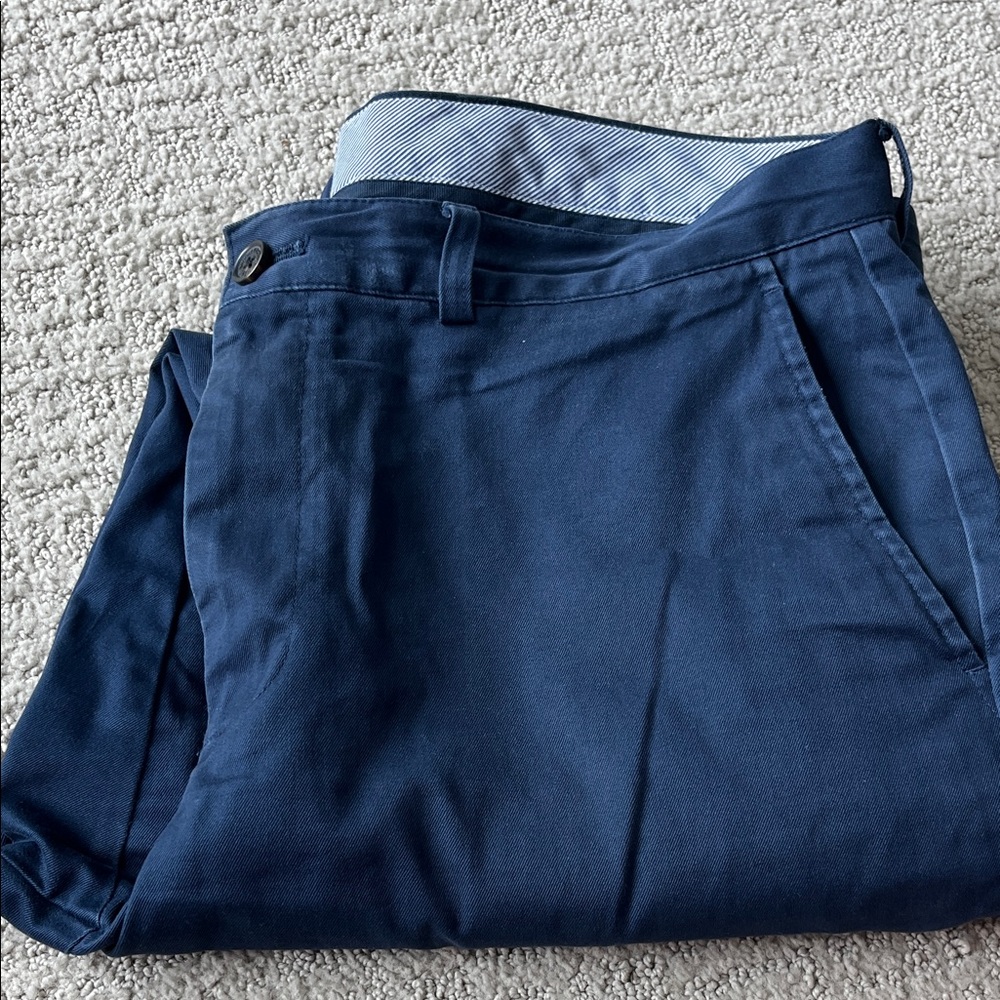 Brooks Brothers 36x30 navy pants very good condition